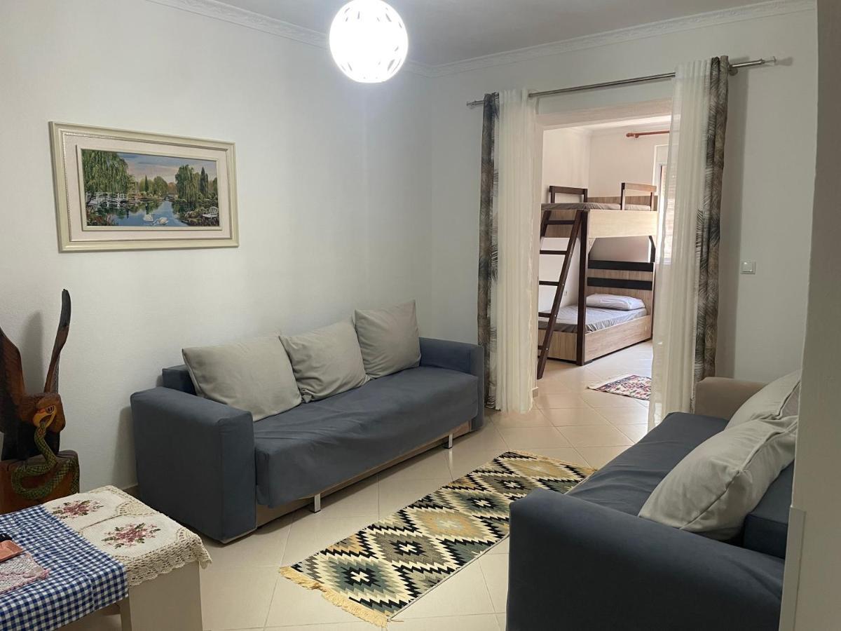Guest House Taverna Laberia 3 Gjirokastër 외부 사진