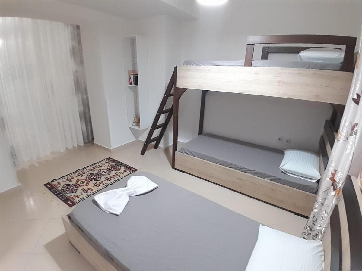 Guest House Taverna Laberia 3 Gjirokastër 외부 사진