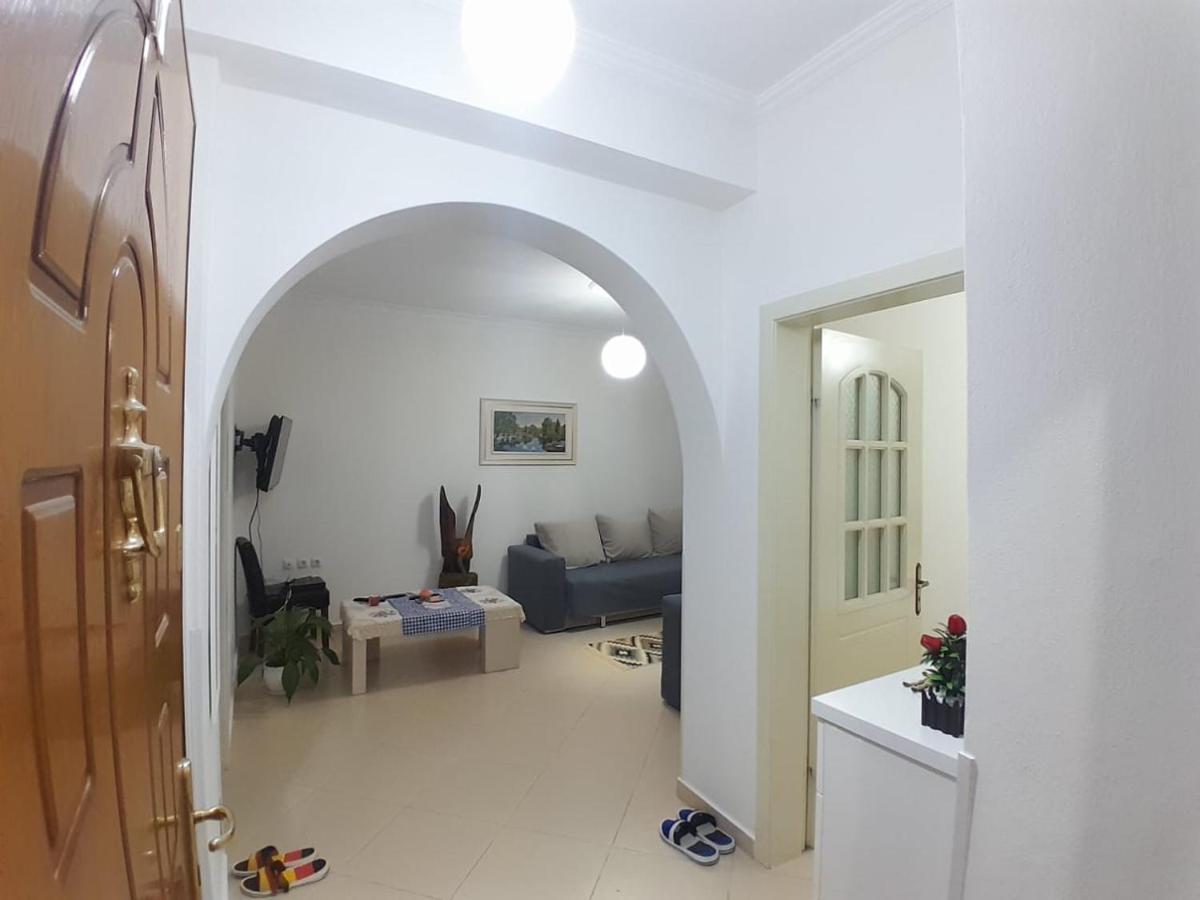 Guest House Taverna Laberia 3 Gjirokastër 외부 사진