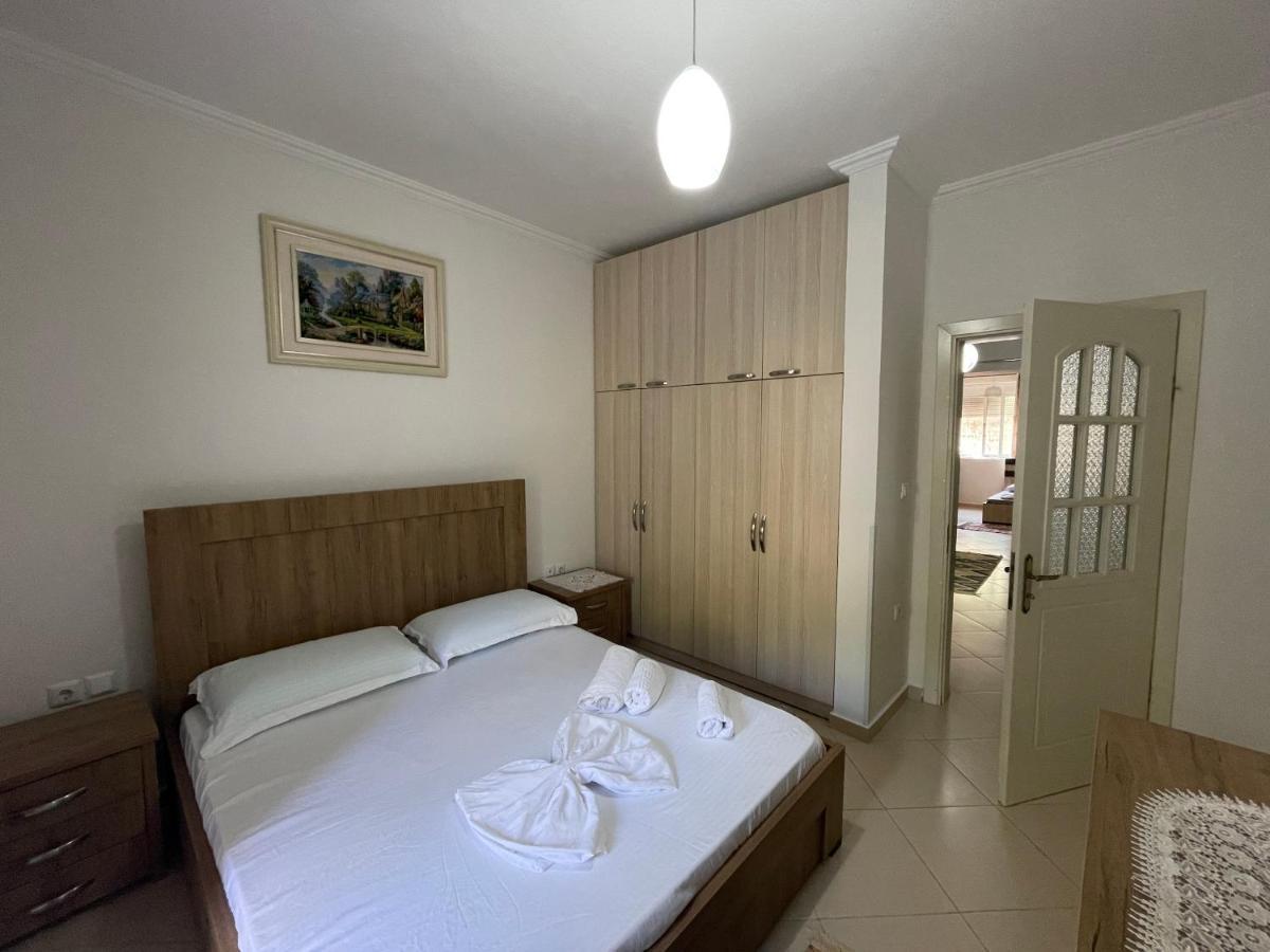Guest House Taverna Laberia 3 Gjirokastër 외부 사진
